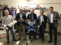 CDU-Fraktion besucht Eishockey-Museumskeller